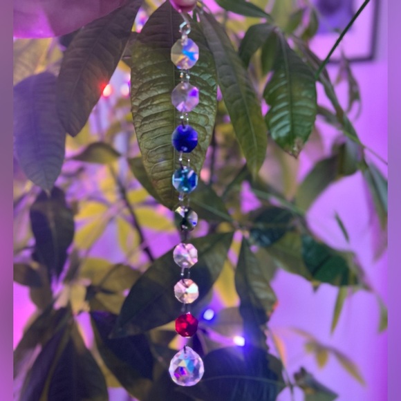 Handmade Rainbow suncatcher - Picture 5 of 8